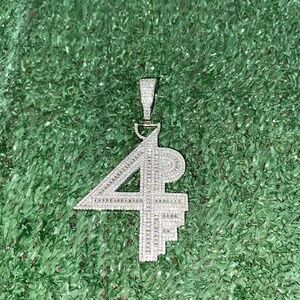 Silver diamond pendant